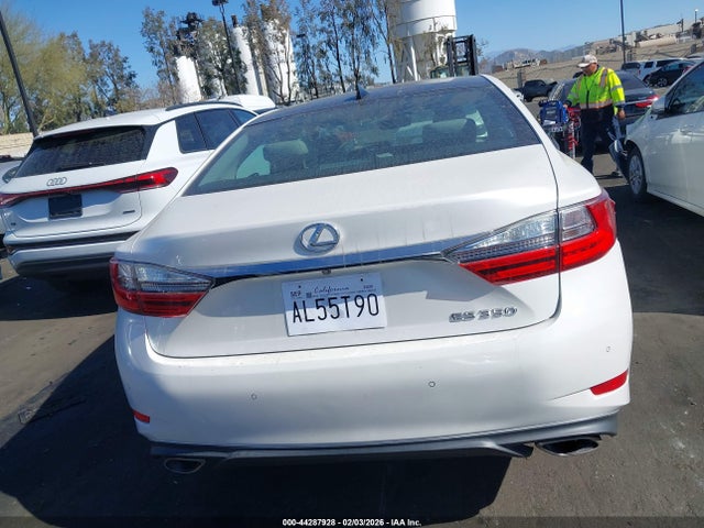 58ABK1GG1HU053844 Lexus ES 350