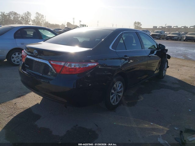 Toyota CAMRY LE 2015 4T4BF1FK5FR511969 Image 4