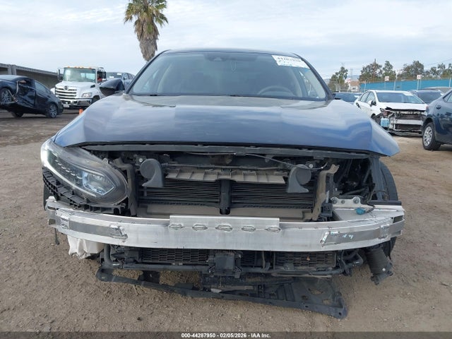 1HGCV3F46LA012695 Honda Accord Hybrid Ex
