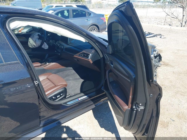 BMW M550 I Xdrive 2023 WBA13BK07PCL92419 Image 5