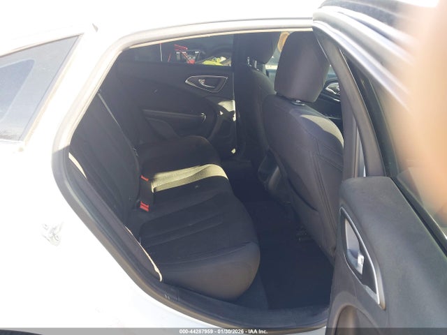 Aukcja sprzedaży 2015 Chrysler 200 Limited, vin: 1C3CCCAB0FN667401, numer aukcji: 44287959