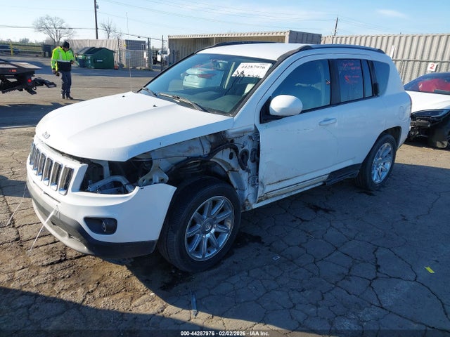 1C4NJCEA9HD117473 Jeep Compass Latitude Fwd