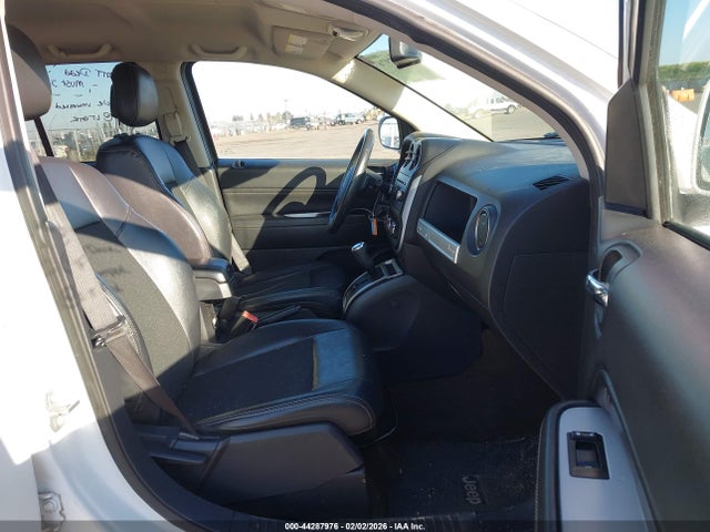 1C4NJCEA9HD117473 Jeep Compass Latitude Fwd