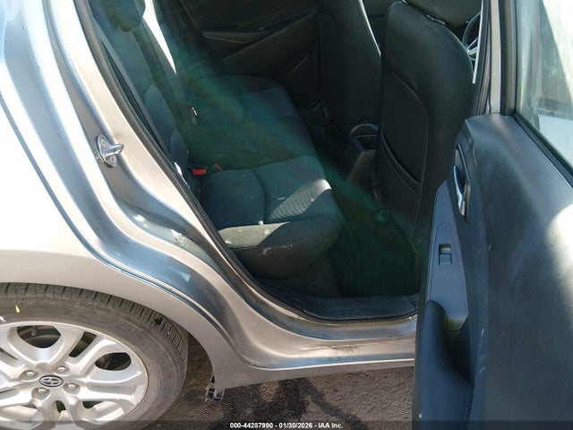 3MYDLBZV4GY102423 Scion IA
