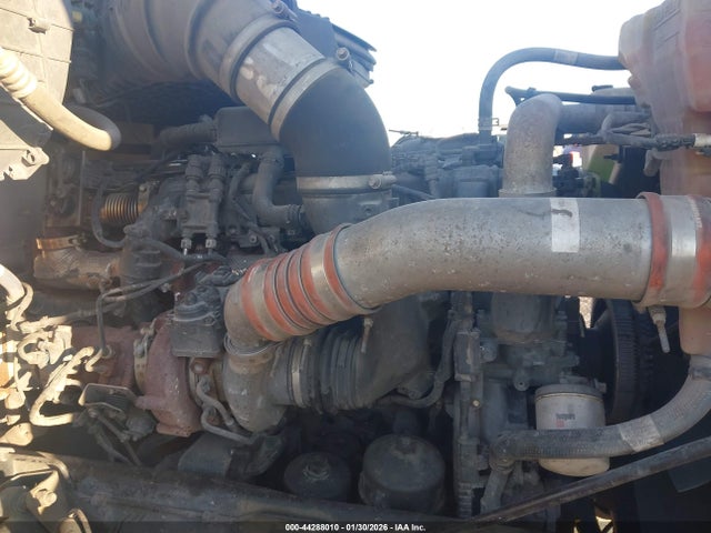 1XKYDP9X6JJ218041 Kenworth T680