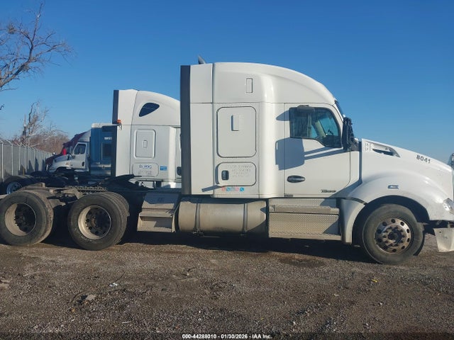 1XKYDP9X6JJ218041 Kenworth T680