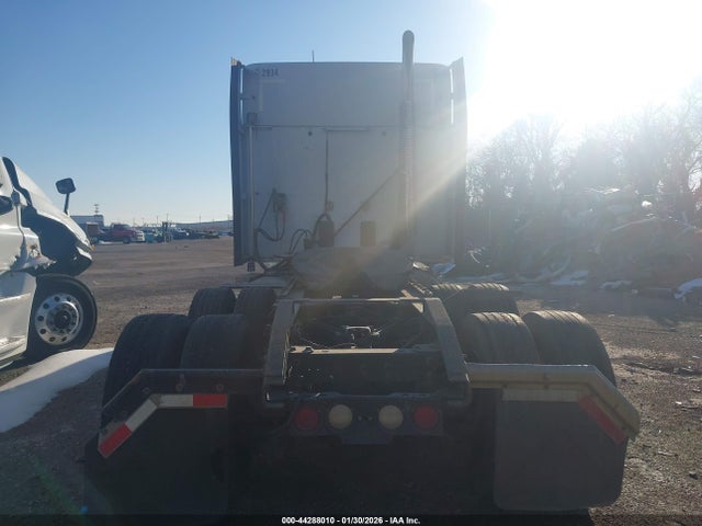 1XKYDP9X6JJ218041 Kenworth T680