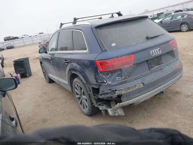 2019 AUDI Q7 WA1AAAF7XKD049191 Photo 2