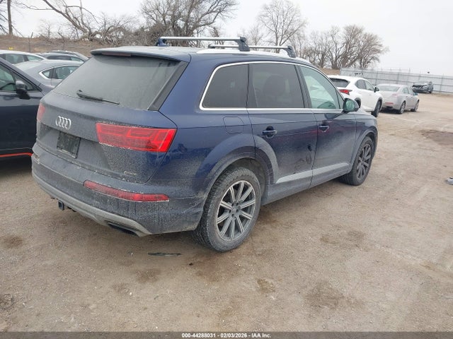 2019 AUDI Q7 WA1AAAF7XKD049191 Photo 3