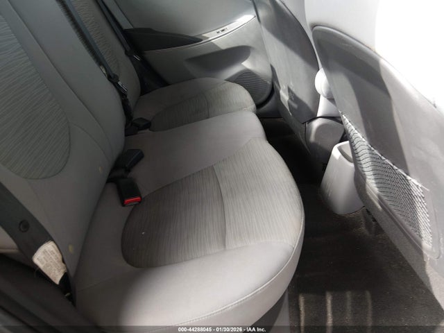 KMHCT4AE5HU380216 Hyundai ACCENT SE