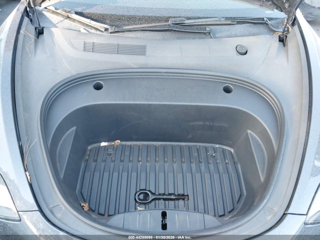 2023 TESLA MODEL 3 5YJ3E1EA6PF552751 Photo 9