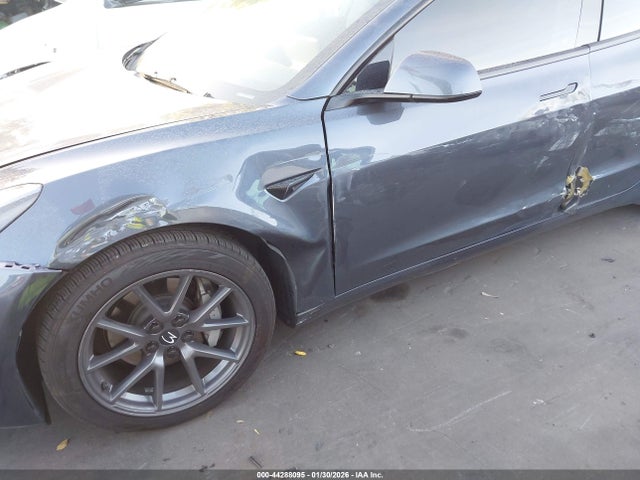 2023 TESLA MODEL 3 5YJ3E1EA6PF552751 Photo 5