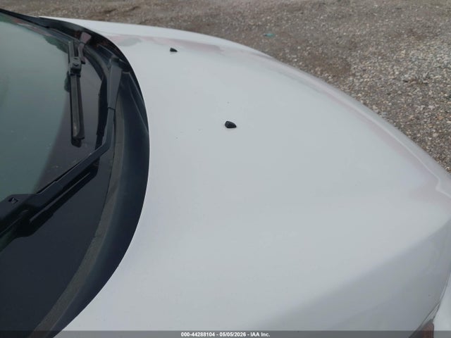 44288104 :رقم المزاد ، 3FADP4BJ0DM123123 vin ، 2013 Ford Fiesta Se مزاد بيع