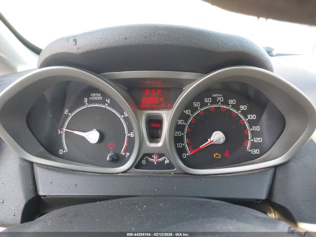 44288104 :رقم المزاد ، 3FADP4BJ0DM123123 vin ، 2013 Ford Fiesta Se مزاد بيع