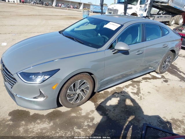 KMHL24JJ2MA033387 Hyundai Sonata Blue