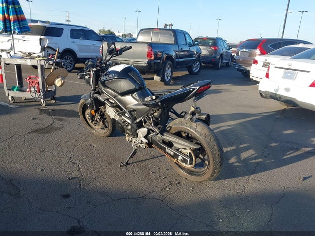 JS1VP55B3L7100141 Suzuki Sv650 A/x
