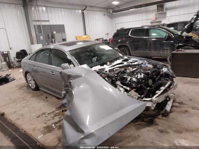 2016 AUDI A6 WAUHMAFC2GN023854