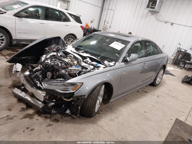 2016 AUDI A6 WAUHMAFC2GN023854 Photo 1