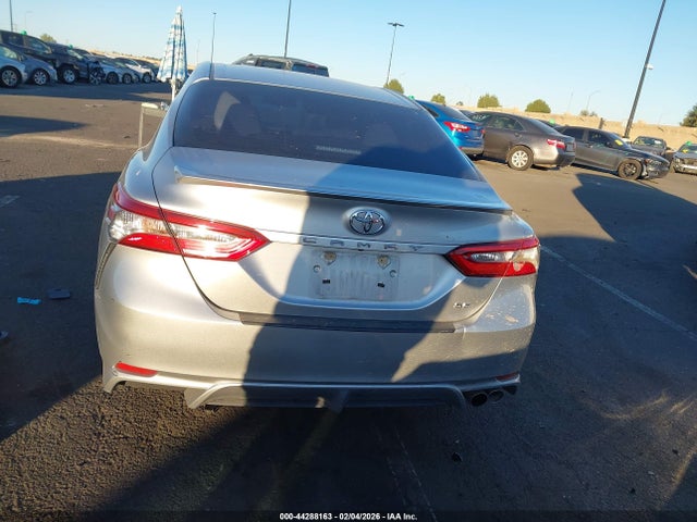 Toyota CAMRY SE 2018 4T1B11HK8JU020357 Image 17