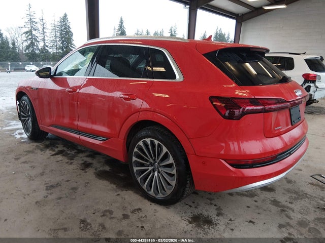 2019 AUDI E-TRON WA1VABGEXKB011721 Photo 2