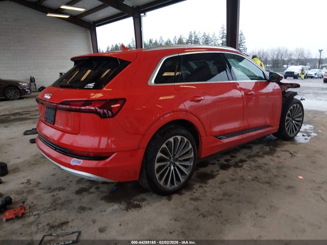 2019 AUDI E-TRON WA1VABGEXKB011721 Photo 3