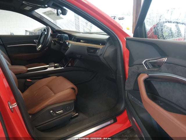 2019 AUDI E-TRON WA1VABGEXKB011721 Photo 4