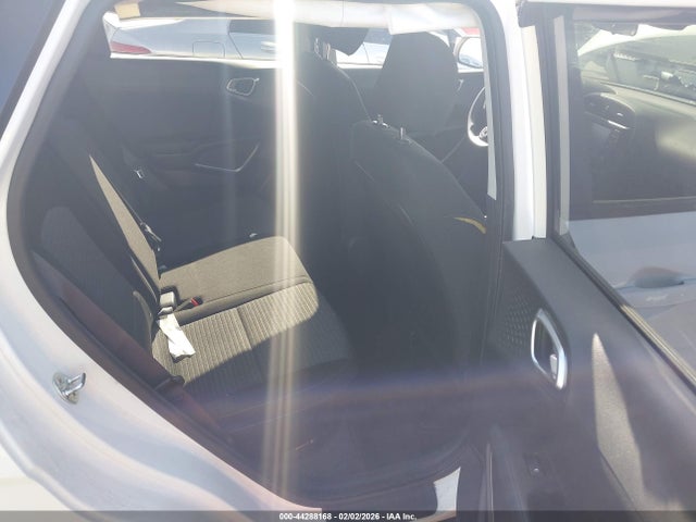 KNDJ23AU6L7701932 KIA SOUL S