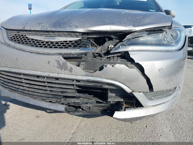 Продажа на аукционе авто 2015 Chrysler 200 Limited, vin: 1C3CCCAB9FN615197, номер лота: 44288192