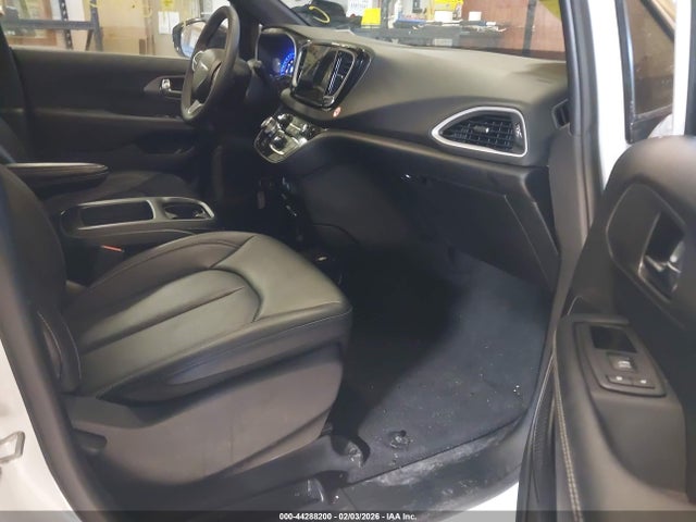 2025 CHRYSLER PACIFICA 2C4RC1BG4SR562166 Photo 4