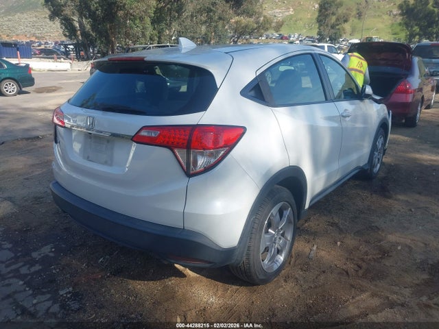 3CZRU5H32MM704284 Honda Hr-v 2wd Lx