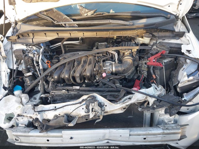 3HGGK5H47JM734826 Honda FIT LX