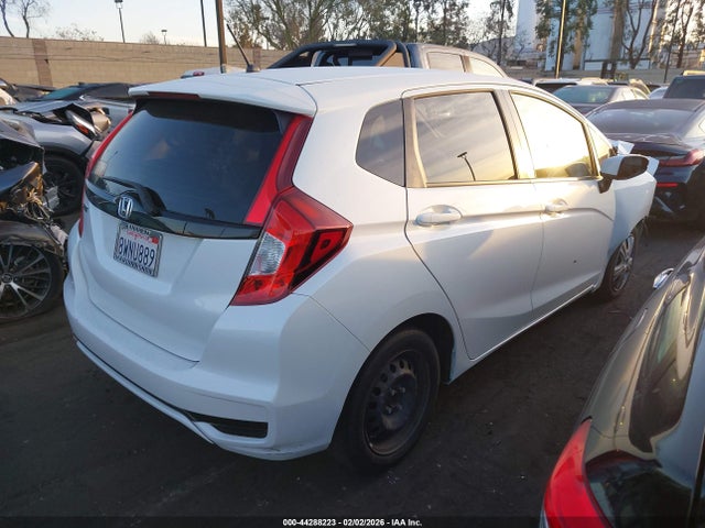3HGGK5H47JM734826 Honda FIT LX