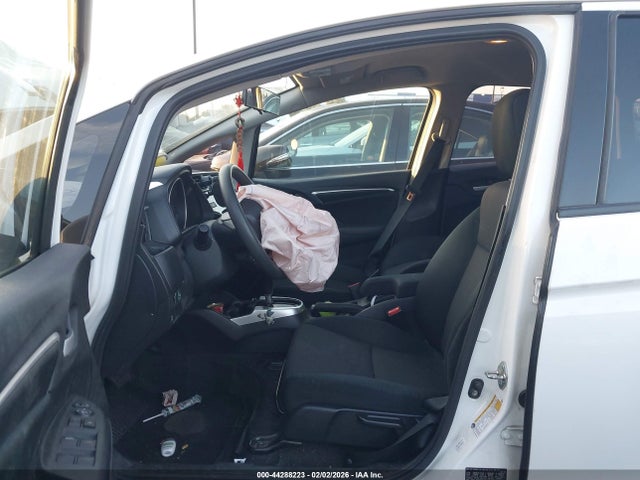 3HGGK5H47JM734826 Honda FIT LX