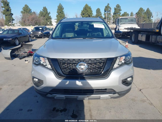 Продаж на аукціоні авто 2020 Nissan Pathfinder Sl 4wd, vin: 5N1DR2CM5LC638485, номер лоту: 44288228