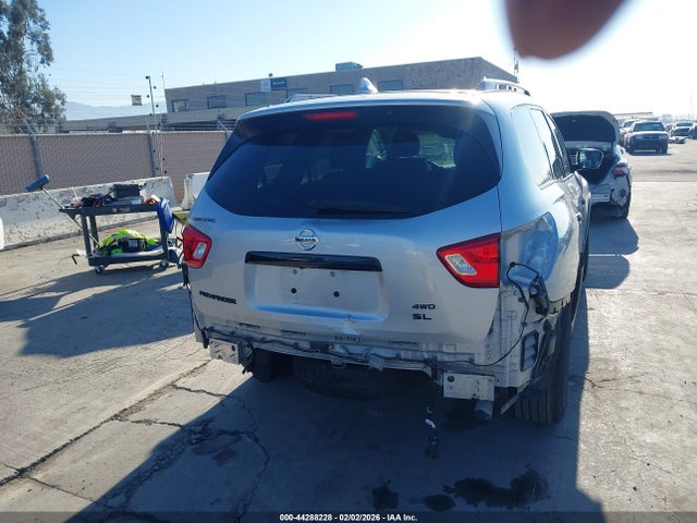 Продаж на аукціоні авто 2020 Nissan Pathfinder Sl 4wd, vin: 5N1DR2CM5LC638485, номер лоту: 44288228