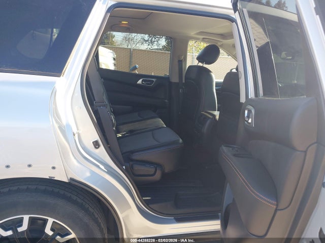 Продаж на аукціоні авто 2020 Nissan Pathfinder Sl 4wd, vin: 5N1DR2CM5LC638485, номер лоту: 44288228