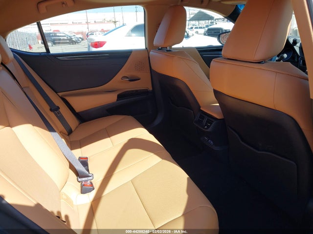 2024 Lexus Es 350 მანქანა იყიდება აუქციონზე, vin: 58ACZ1B18RU173628, აუქციონის ნომერი: 44288240