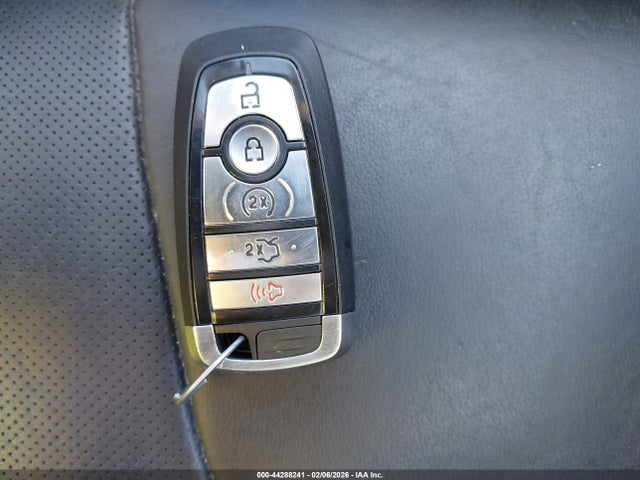 Ford Fusion Titanium 2020 3FA6P0D91LR131155 Image 11