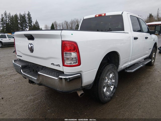 3C6UR5DL5RG283486 RAM 2500 Big Horn 4x4 6&#039;4 Box