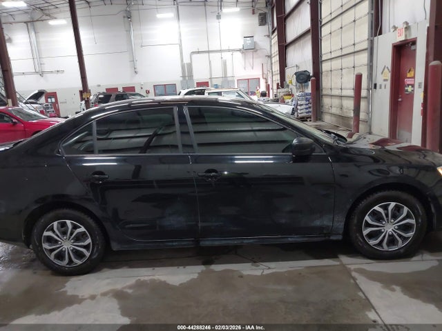 3VW267AJ3GM371245 Volkswagen Jetta 1.4t S