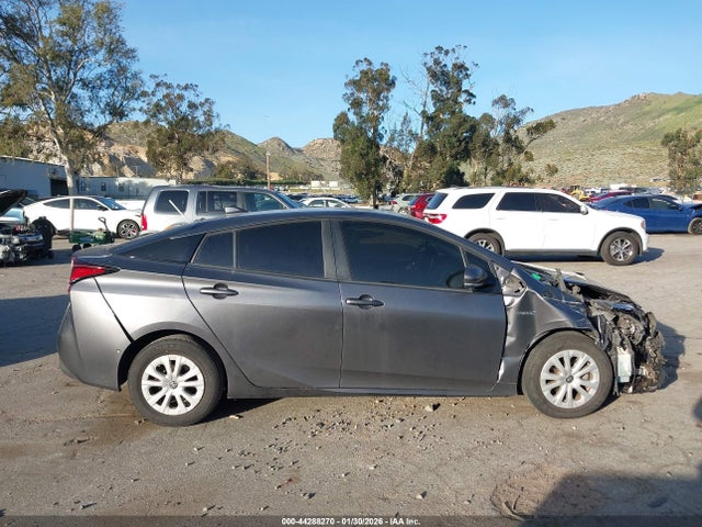 JTDKARFU2L3117182 Toyota Prius Le
