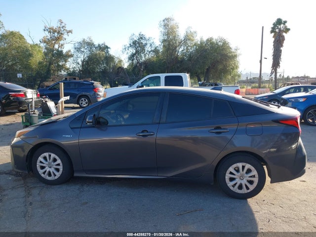 JTDKARFU2L3117182 Toyota Prius Le