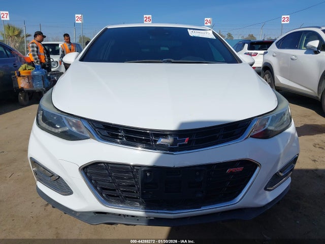 1G1BF5SM2J7206748 Chevrolet Cruze Premier Auto
