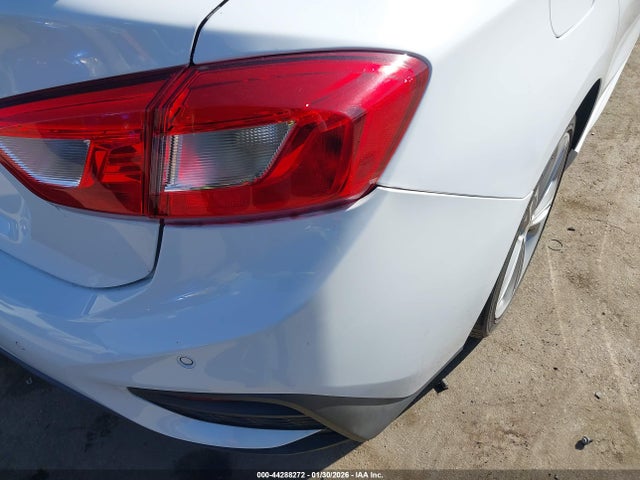 1G1BF5SM2J7206748 Chevrolet Cruze Premier Auto