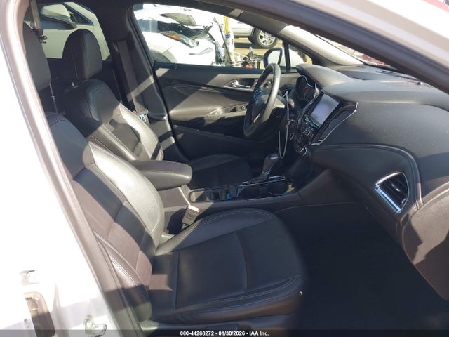 1G1BF5SM2J7206748 Chevrolet Cruze Premier Auto