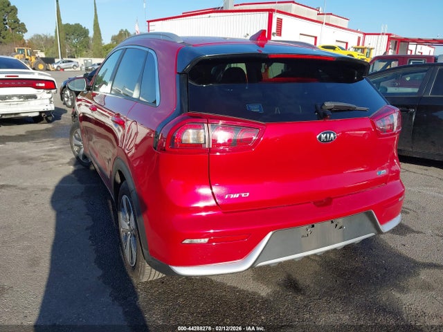 KNDCC3LC8K5326923 KIA NIRO EX