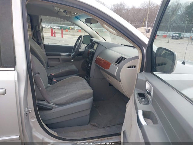 2008 CHRYSLER TOWN & COUNTRY 2A8HR54P98R720226 Photo 4