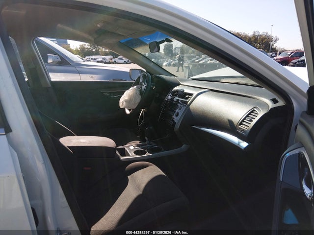 Nissan Altima 2.5 S 2014 1N4AL3AP3EC184659 Image 5