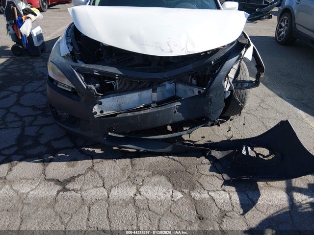 Nissan Altima 2.5 S 2014 1N4AL3AP3EC184659 Image 6