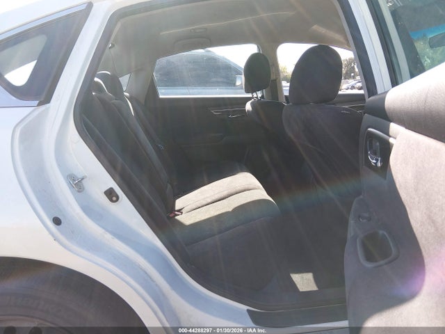 Nissan Altima 2.5 S 2014 1N4AL3AP3EC184659 Image 8